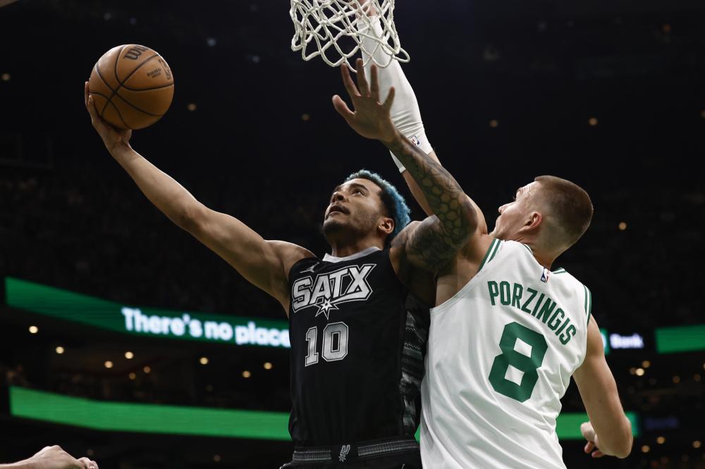 体育全省业余羽毛球精英赛决战滨州